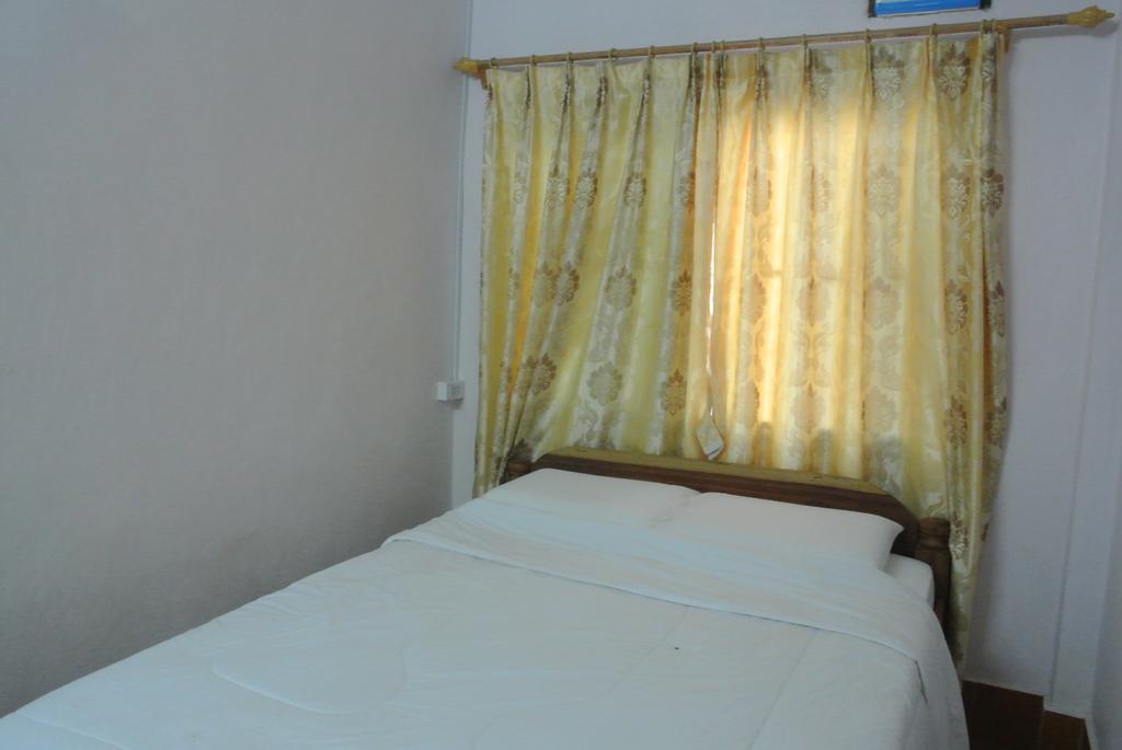 Phonephithak Guesthouse Muang Pakbèng Zewnętrze zdjęcie